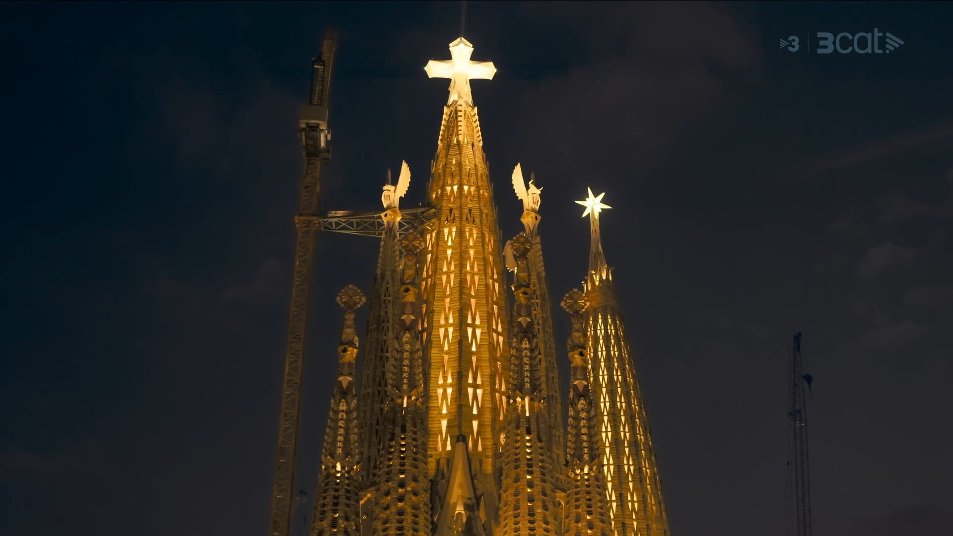 Sagrada Família documentary with a companion device showing the director's commentary